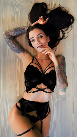 Miss Velva Lace Night Out Lingerie Set – Playful & Sexy