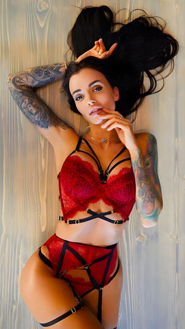 Miss Velva Lace Night Out Lingerie Set – Playful & Sexy